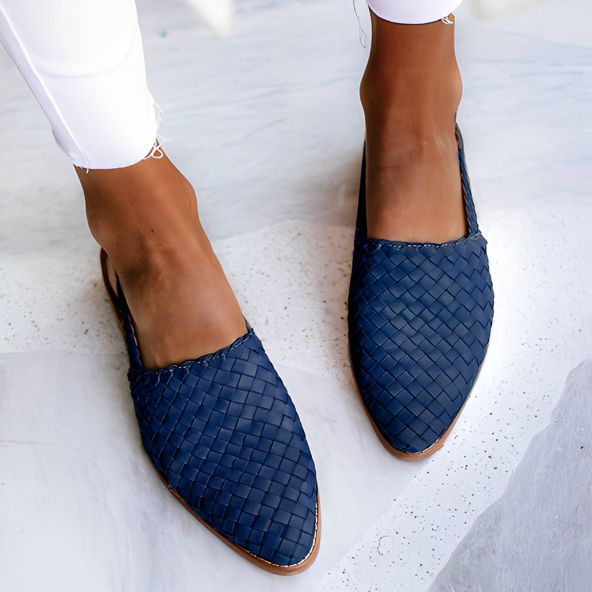 Dolores - Sandalias bajas de cuero trenzado para mujer