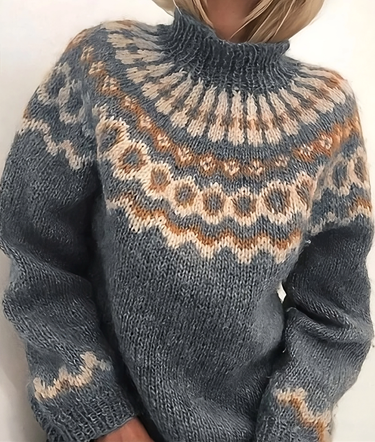 Oona – Jersey islandés con cuello alto