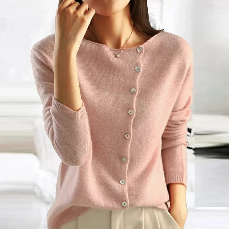 Zuri – Suéter Elegante con Botones