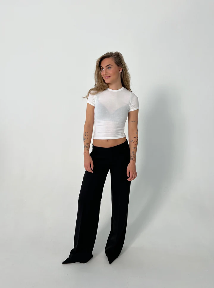 Vittoria – Pantalones a Cintura Alta con Piernas Anchas y Bolsillos