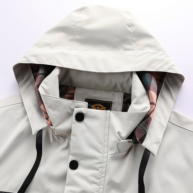 Luke – Chaqueta Impermeable en Titanio