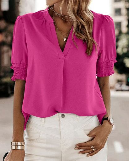 Sophia – Blusa con cuello en V y mangas cortas