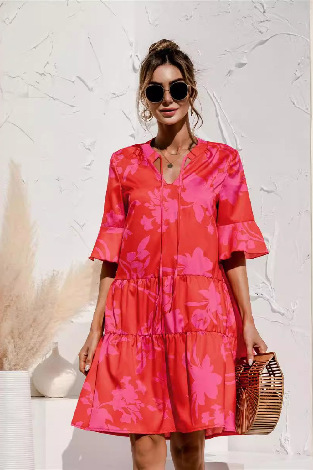 Nila – Mini vestido de verano con corte en la cintura