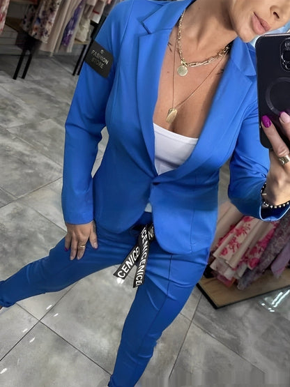 Kassandra - Traje Deportivo Sofisticado para Mujeres