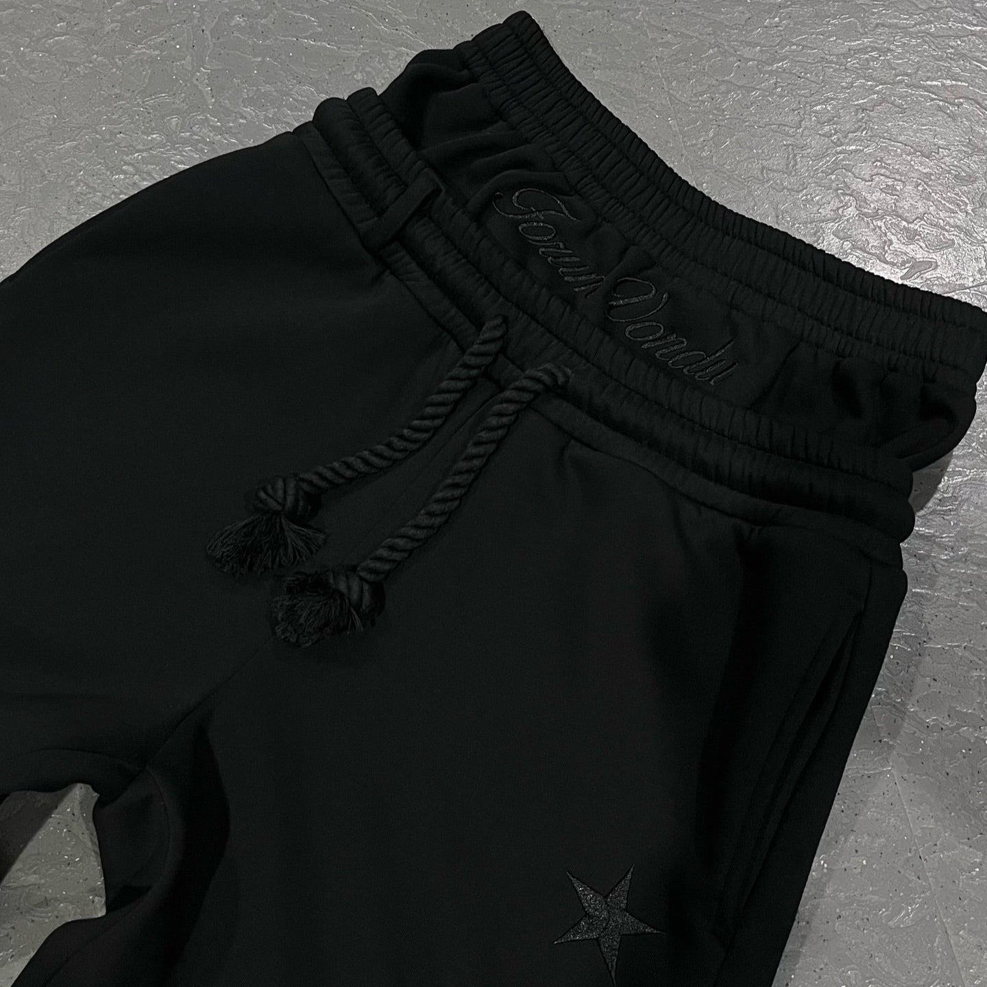 Felix – Pantalones Deportivos Amplios Unisex