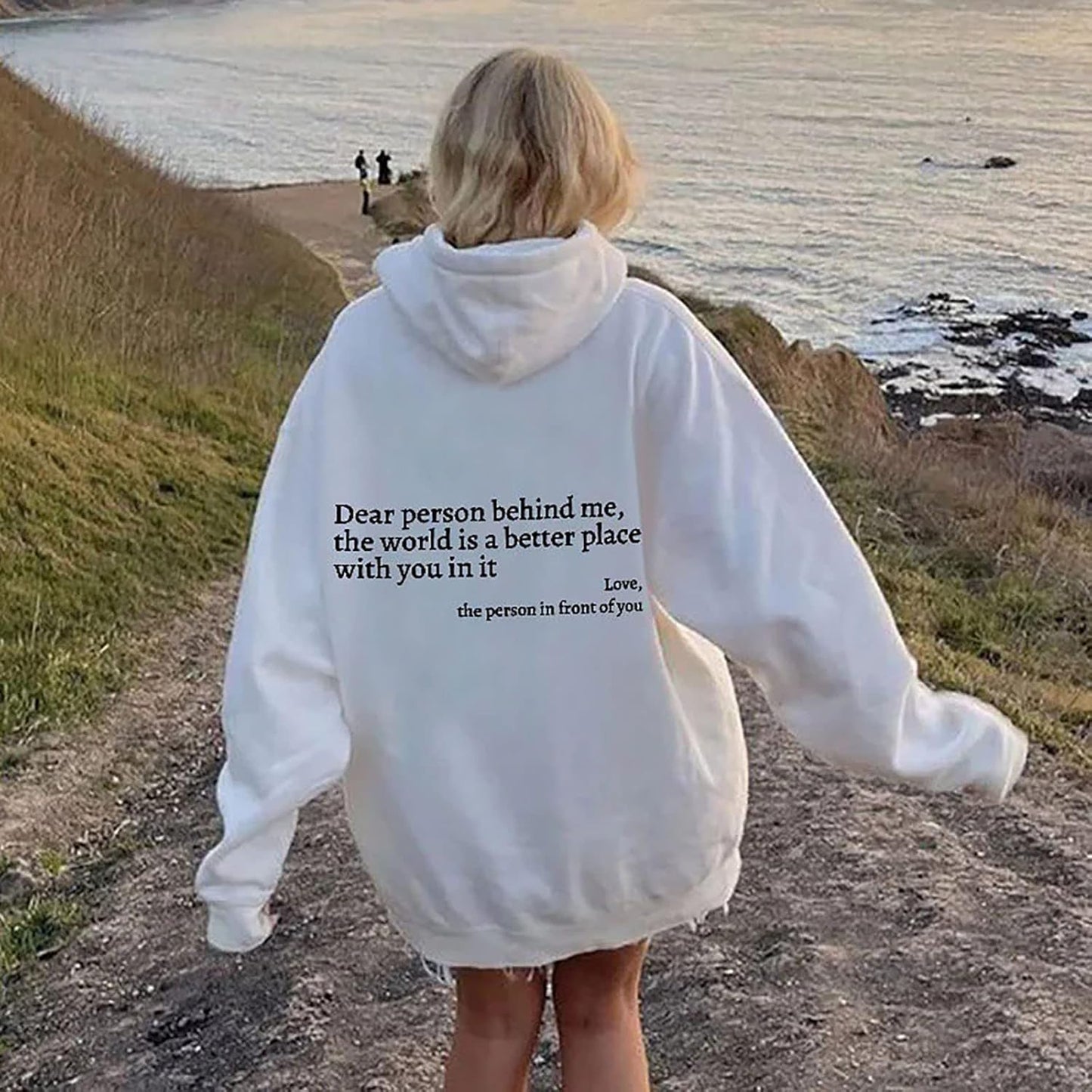 Querida Persona – Hoodie con Estampado en la Espalda