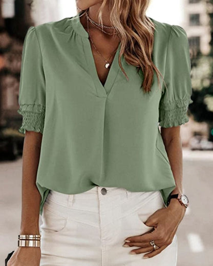 Sophia – Blusa con cuello en V y mangas cortas