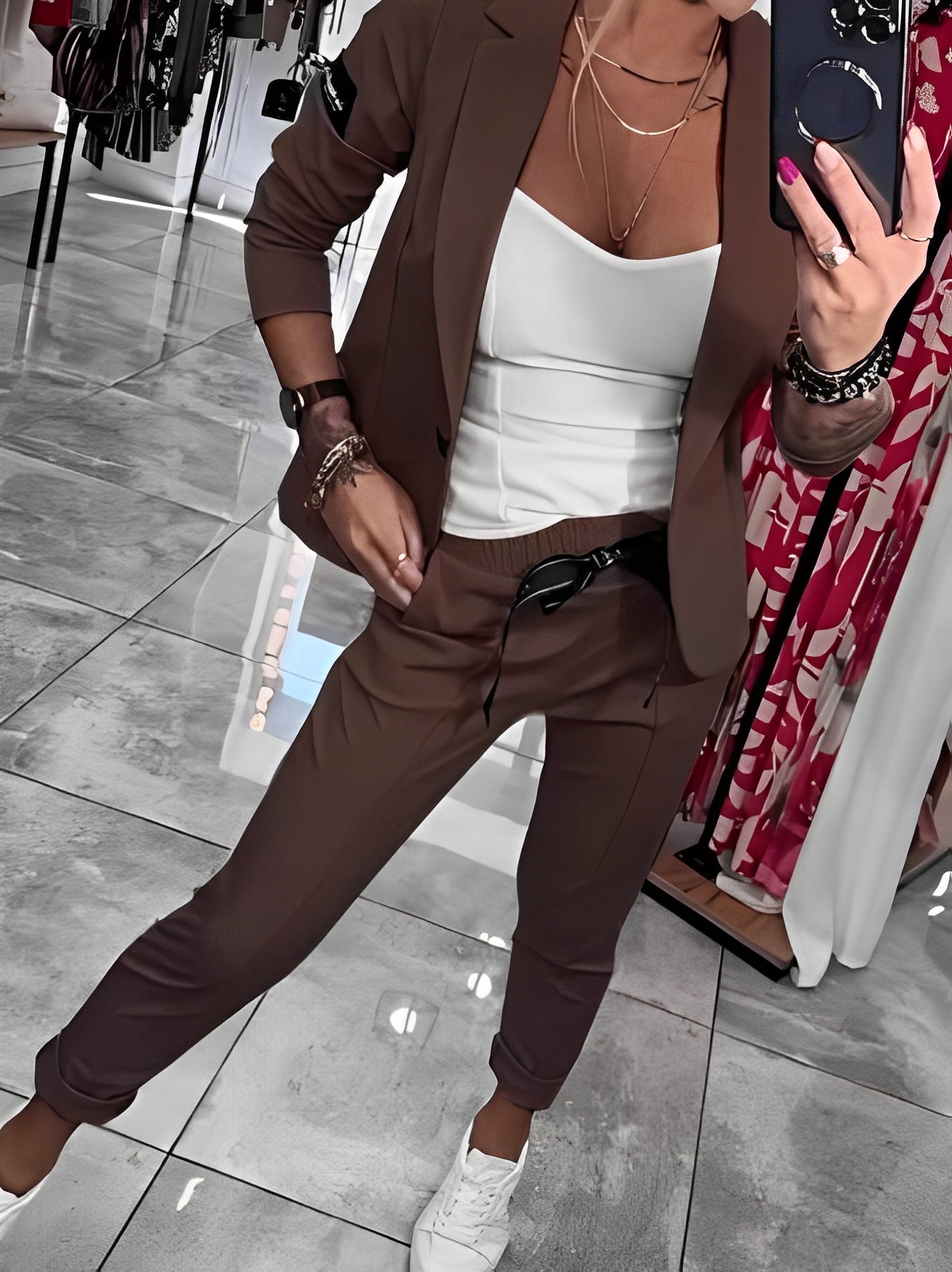 Kassandra - Traje Deportivo Sofisticado para Mujeres
