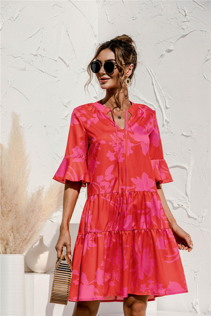 Nila – Mini vestido de verano con corte en la cintura