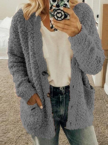 Elaine – Cálida Chaqueta de Punto