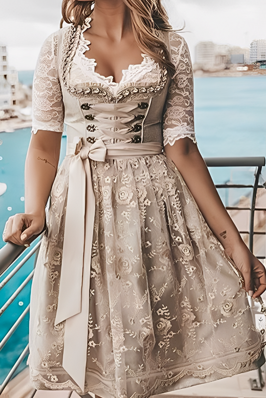 Maliny – Único traje de mujer con delantal y blusa