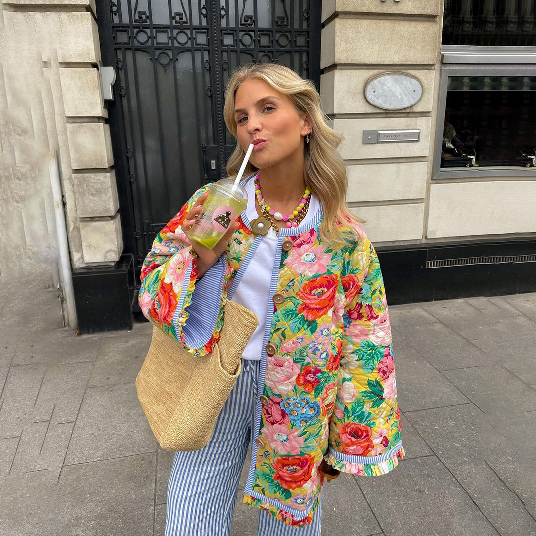 Elena – Chaqueta Acolchada Floral