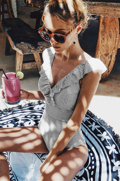 Lucia – Bañador a rayas que realza la figura