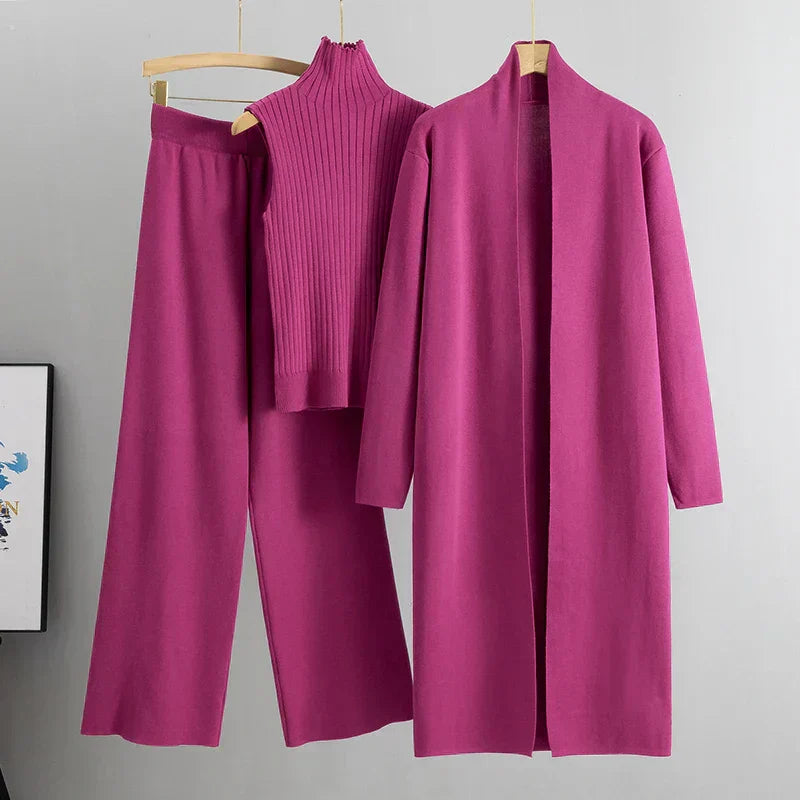 Zara – Cómodo Conjunto de Invierno de Tres Piezas para Mujeres