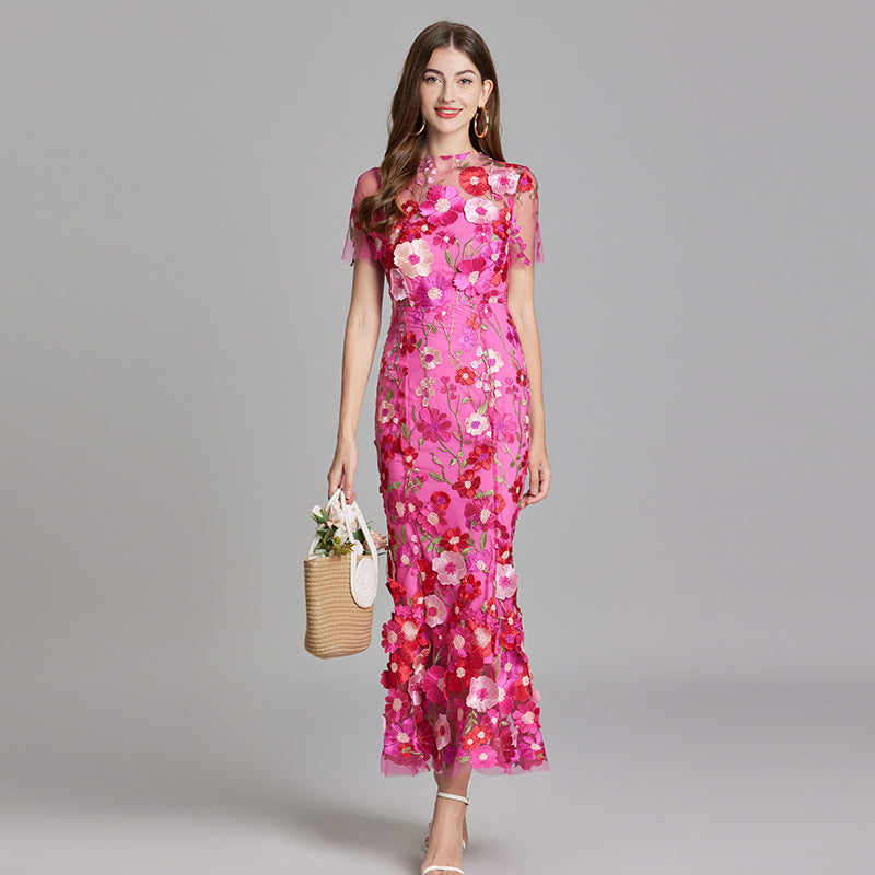 Elina – Vestido Maxi Bordado sin Mangas