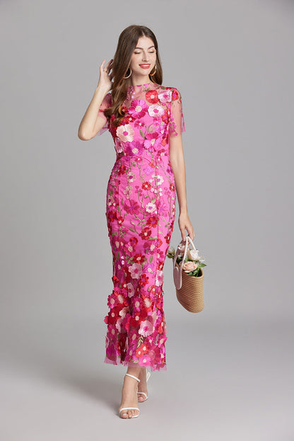 Elina – Vestido Maxi Bordado sin Mangas