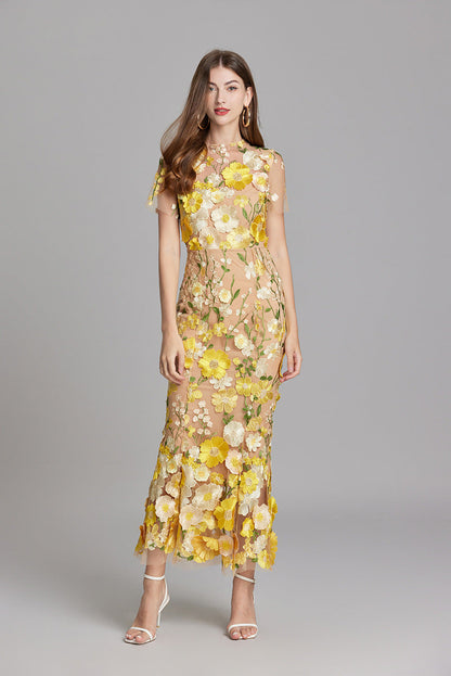 Elina – Vestido Maxi Bordado sin Mangas