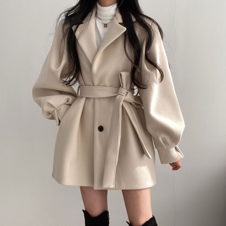 Penelope – Elegante Abrigo Corto