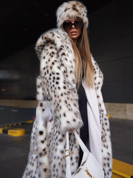 Natascha – Abrigo de Leopardo de las Nieves