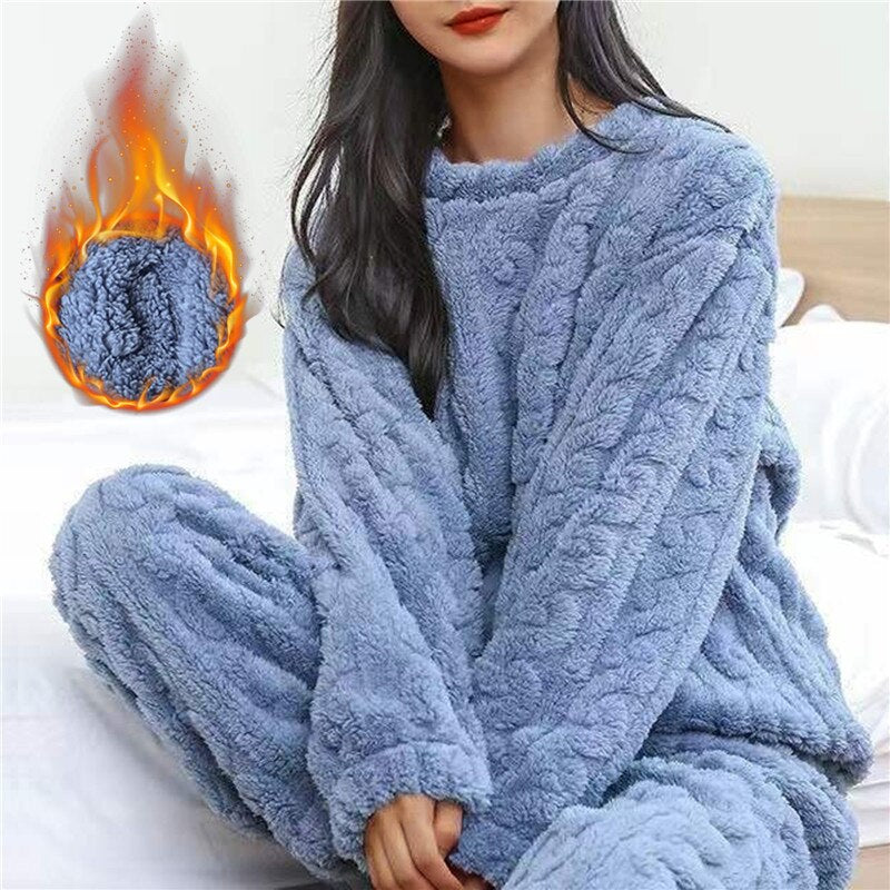 Patricia – Pijama de Forro Polar Mujer