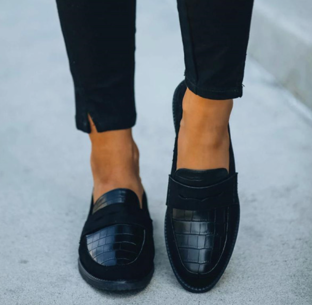 Elina – Elegantes Zapatos Negros