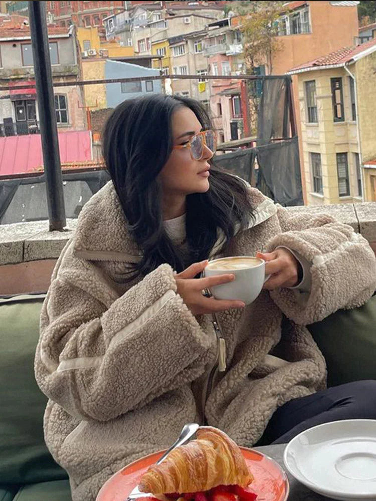 Daria – Abrigo Teddy Oversize