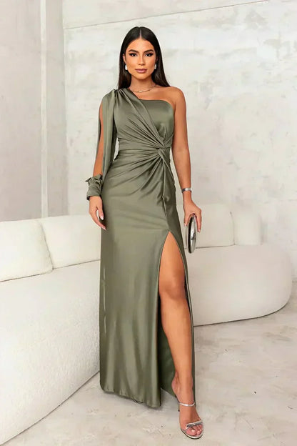 Melyssa – Vestido de Noche Elegante con Hombro Descubierto