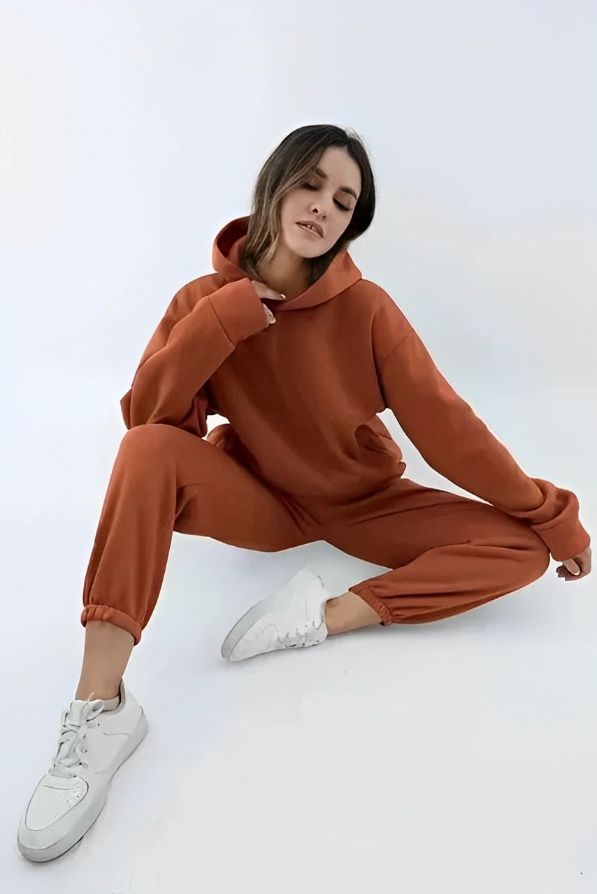 Nora – Mujer Conjunto de Sudadera con Capucha y Pantalones de Chándal