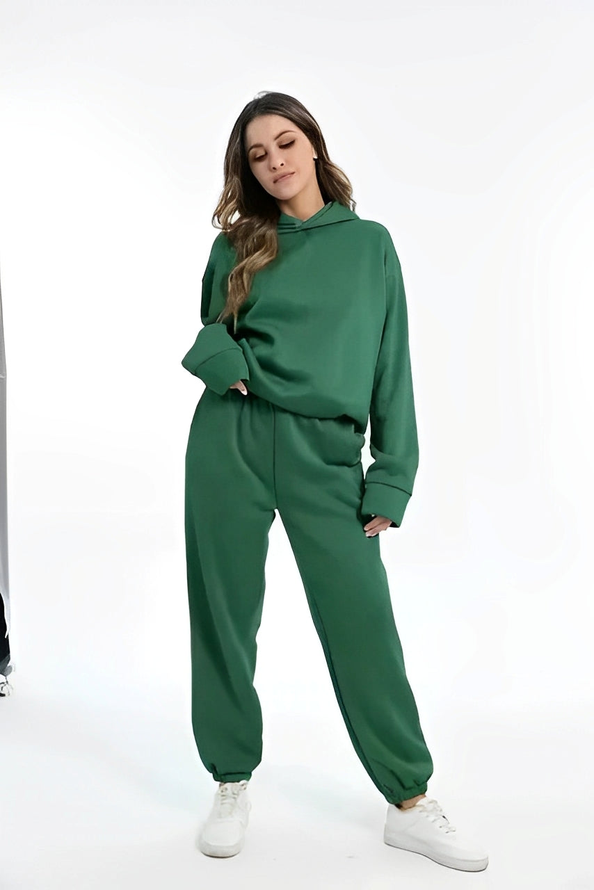 Nora – Mujer Conjunto de Sudadera con Capucha y Pantalones de Chándal