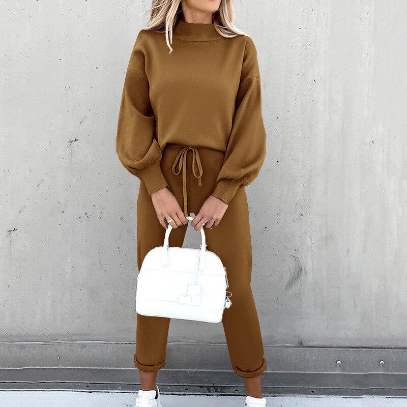 Hilda – Pullover y Pantalones Set