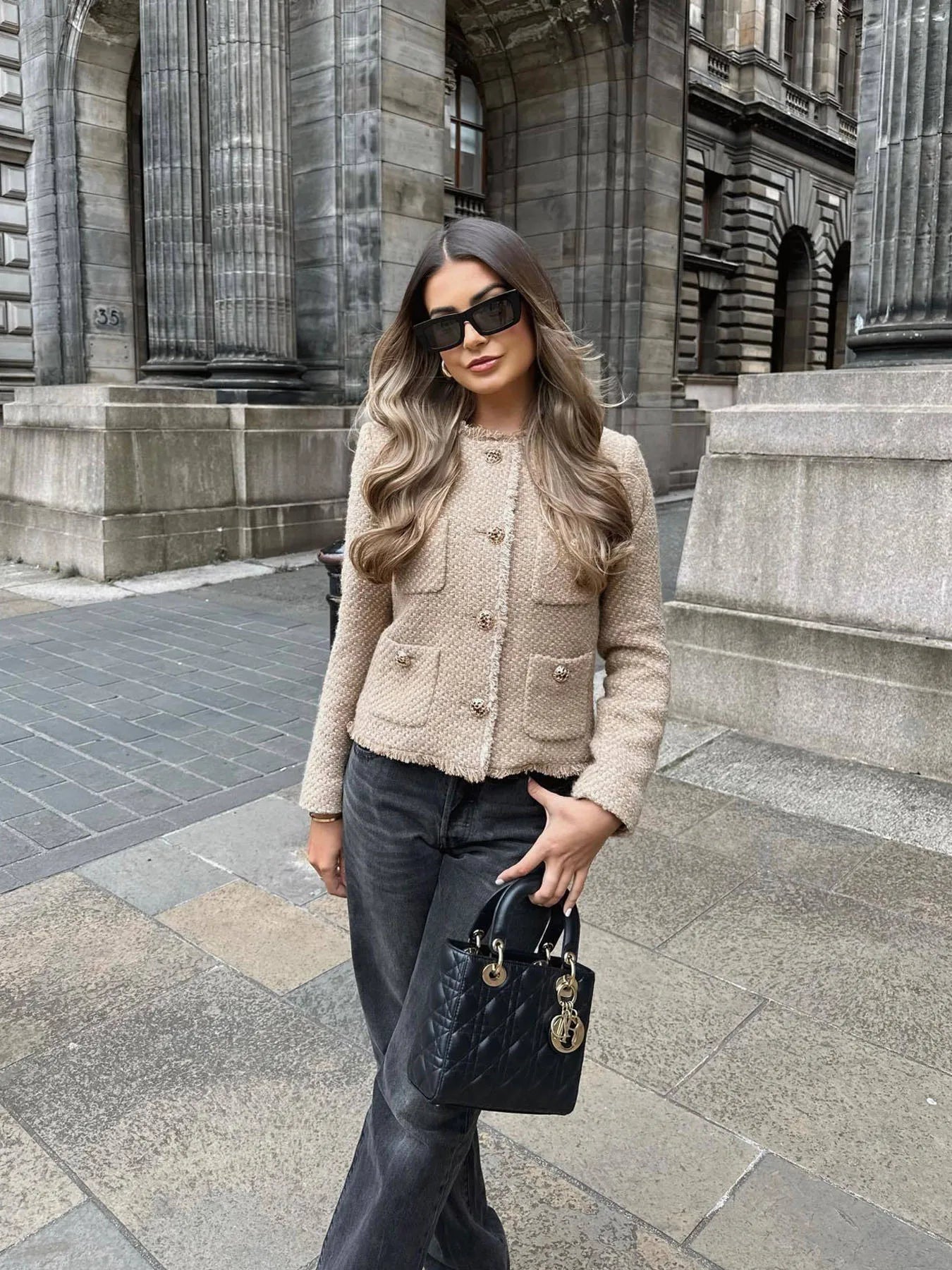 Melinda – Blazer de tweed en diseño clásico